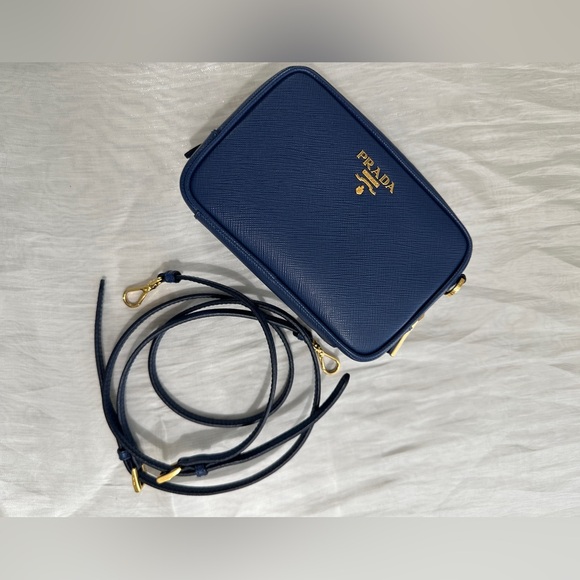 Prada mini  saffiano camera bag - Picture 15 of 16